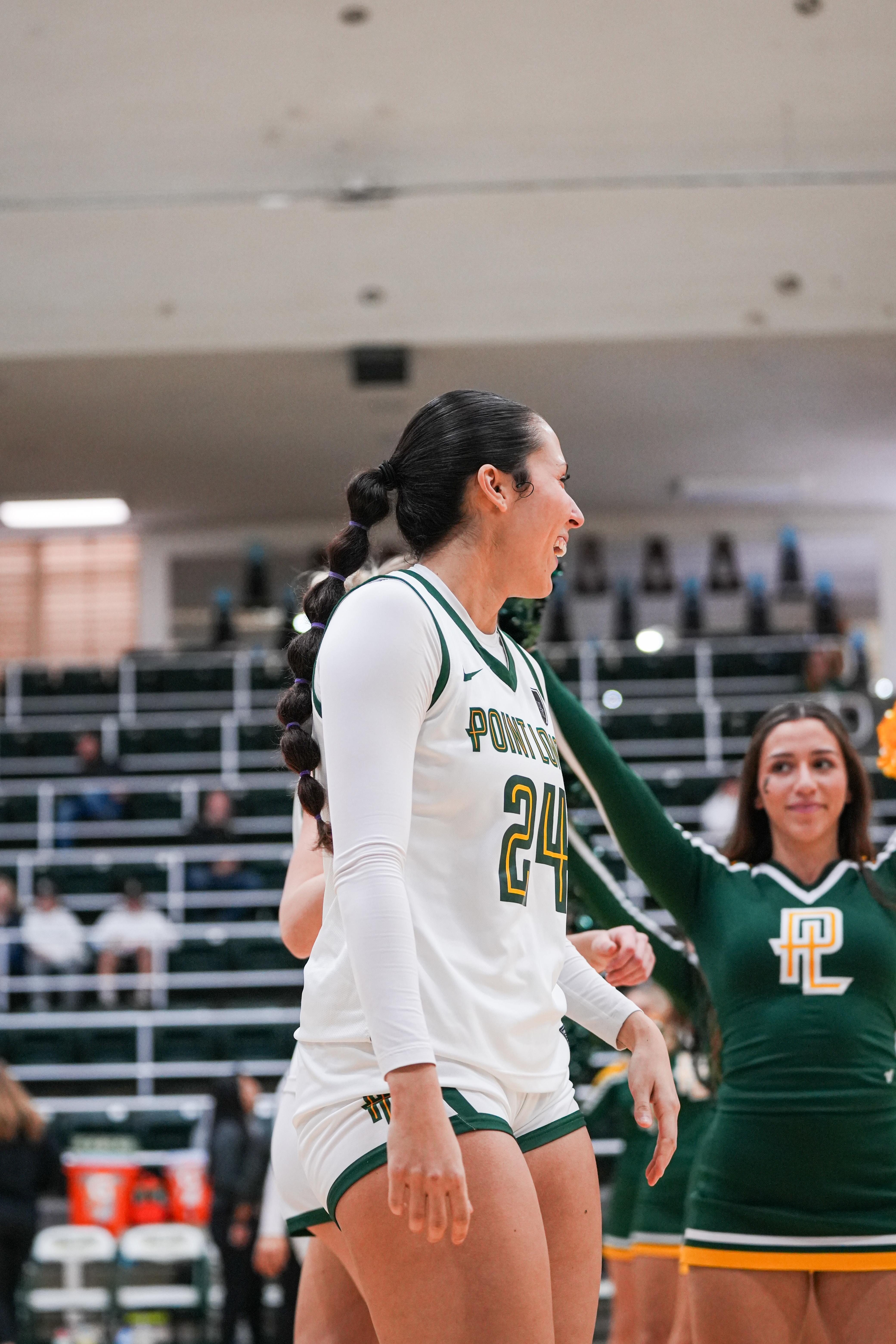 Senior Shayla O'Neil at the Jan. 25 game against Hawaii Hilo. Photo courtesy of PLNU SmugMug credit to Shannon Hardy.
