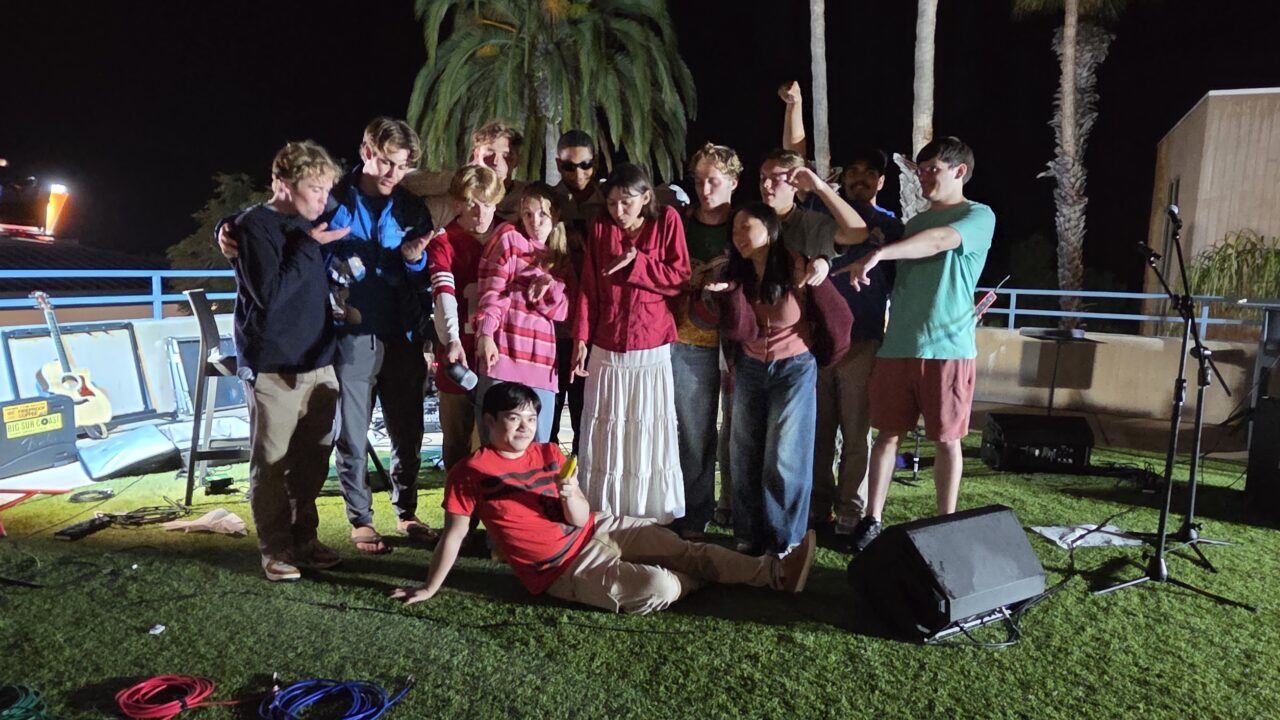 Jay Gomez performs original EP ‘B.O.K’ for senior show